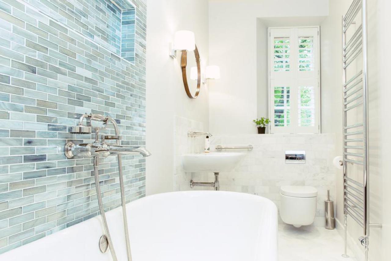 Apartment Ramsay Gardens - Grand 4-bedroom Next To Castle Edinburgh